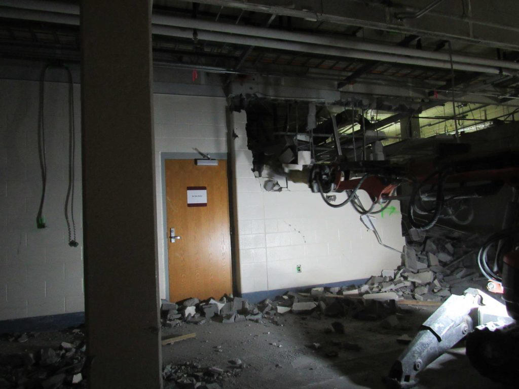 Derribos y demoliciones interiores en Sant Jaume d'Enveja: ¿Qué materiales se pueden recuperar y reciclar? 