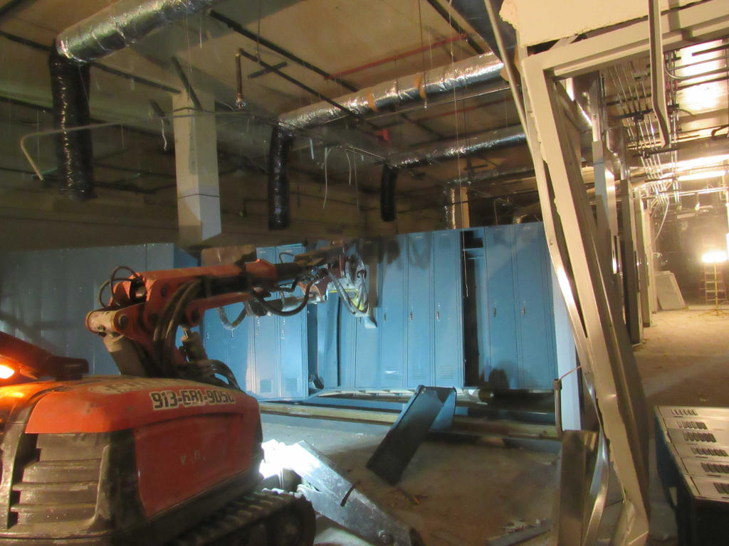  Derribos y demoliciones interiores en Hostalric: seguridad garantizada con EcoServeis