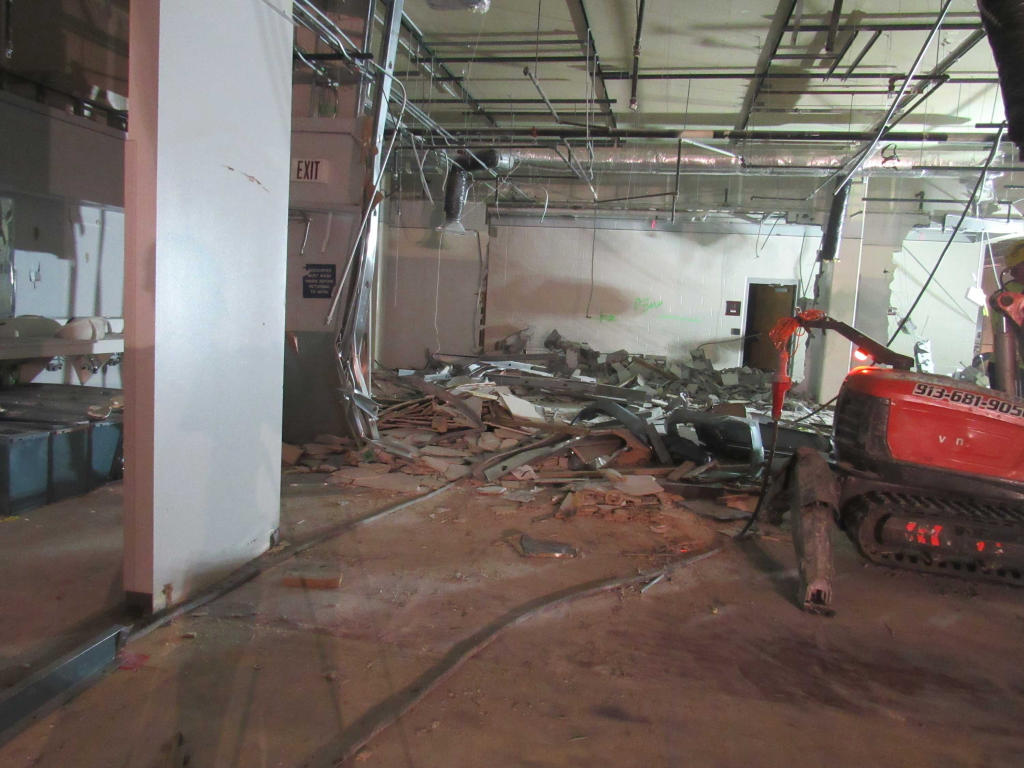  EcoServeis: derribos y demoliciones interiores en Hostalric para proyectos residenciales 